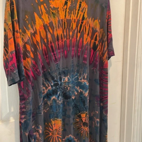 Kathmandu Imports | Tie Dye Kimono Robe - Picture 3 of 7